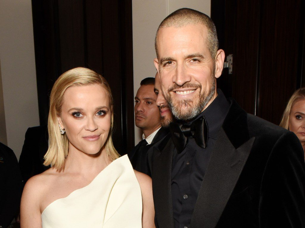 Reese Witherspoon’s New Dating Philosophy Is 'Dating in Secret'